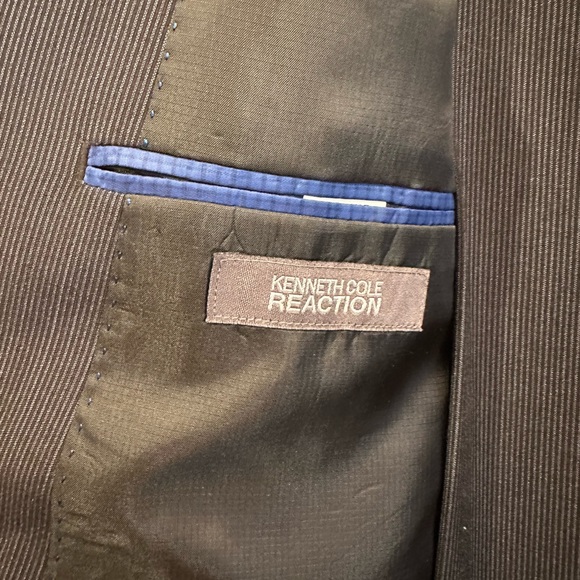 Kenneth Cole Reaction dark grey suit with stripe, very faint. - Picture 2 of 8